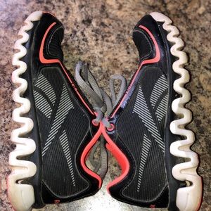 Girls Reebok Tennis Shoes